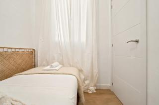Hogar Madroño - 3BR - A-C - Downtown - 3
