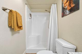 Waterfront Condo Near Oaklawn & Downtown Hot Springs - 7