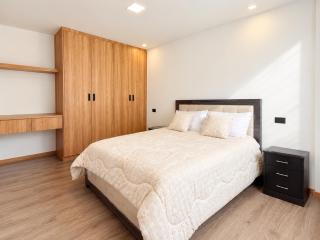 Casa Nueva en Urbanización Privada, 3 Habitaciones - Cuenca - 2