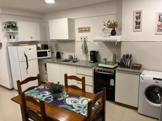 Alvarado Apart - 3