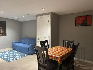 Sarah's basement apartment - 9