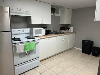 Sarah's basement apartment - 8