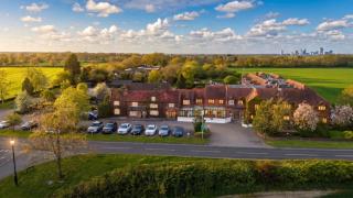 The Warwick Hotel Kenilworth - 0
