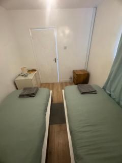 Joni Bungalow-2-Bedroom HOME - 2