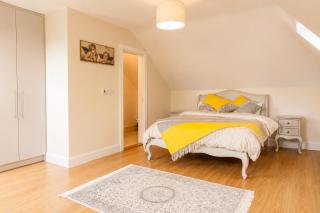 Charlettes Lodge - 9