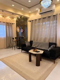 Palm Pebbles Staycation has Solar, 2bed & starlink - 3