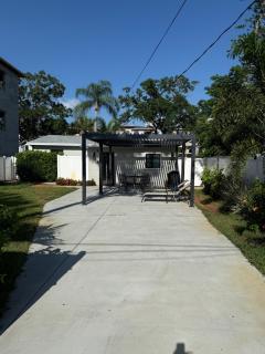 Sophisticated Charm in St Pete - 4
