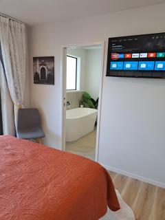 Kupe Stay ensuite free wifi free parking - 8