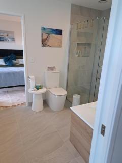 Kupe Retreat free wifi free parking two rooms ensuite bathroom for both - 7