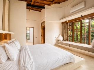 Designer 2-BR Villa Pool, 800m to Canggu Beach - 2