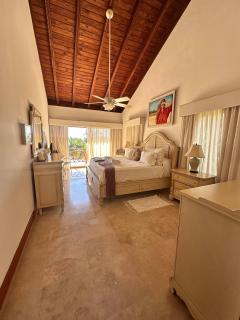 Villa with private pool and sea view in Saman - 3