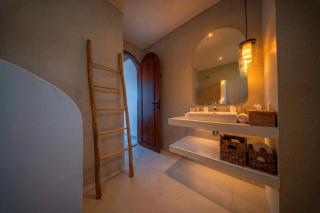 Villa Azura - 4BR Sunken Lounge in Pererenan - 5