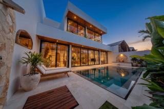 Villa Azura - 4BR Sunken Lounge in Pererenan - 3