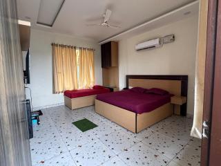 Crystael Hotel - 9