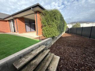 Connecting Palms - Doreen - Luxury Holiday Home with 4 x Extra Large Bedrooms! - 7