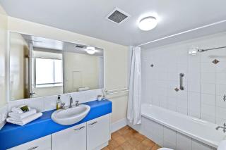 Belaire Place Motel Apartments - 2