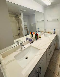 2 BR with Underground parking on 17 Ave Prime spot - 2