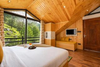 ELIVAAS Signature Kosh Villa with Private Balconies & Panoramic 360 Mountain Views - 4