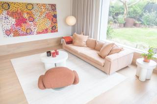 Moderna Mornington with Swimming Pool - 1