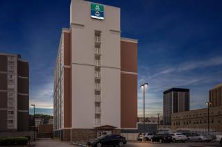 Suburban Studios Charleston - Civic Center - 9
