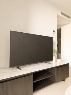 Stylish Designer Apartment with Rooftop, Balcony & Parking - 7