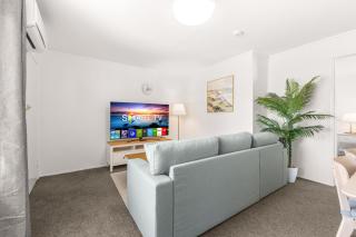 Peaceful 1-Bed Apartment in Kedron with Parking - 6