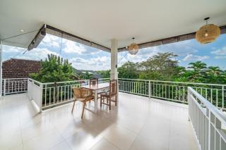 CASA AROM 3BR Villa with Jungle View - 4