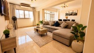 10 Min to Cairo Airport - Cozy Apartment 2 BR - 3 Beds - WIFI - 2