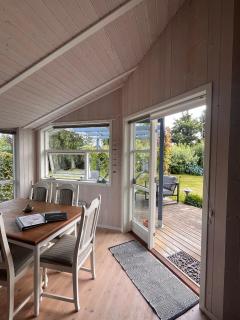 Cozy Holiday Home Near The Beach - 6