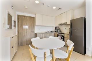 Amazing 1BR near Golf Courses - 4