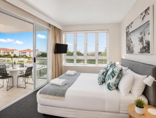 The S Suites Noosa - 9