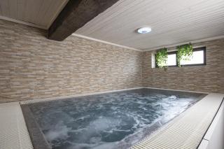 Mountain Escape house with indoor pool - 7