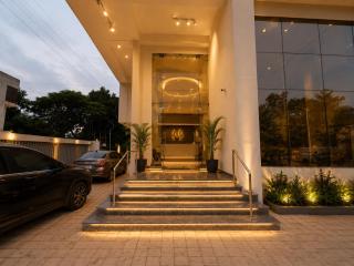 Viz Park Hotel - Business Hotel & Banquet, GIDC Anand - 6