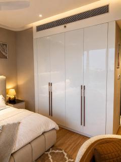 Luxury Skyhigh Studio with infinity pool M3M Myden - 1