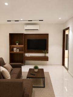 Affordable Girls Stay - 1