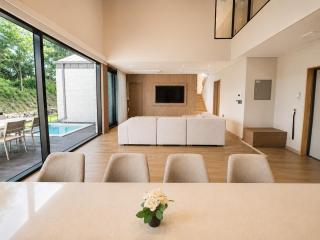 The Brighton Hamdeok - 8