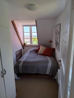 Cosy 70S-Style Holiday Apartment - 1