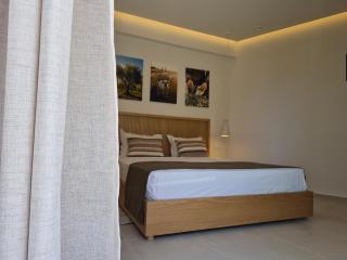 Port 7 Suites - 1