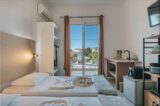 Shanti Studios & Apartments - 7