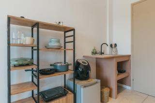Shanti Studios & Apartments - 8