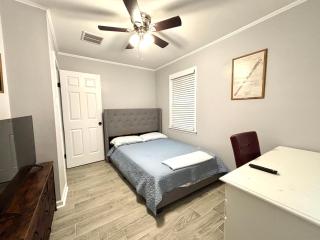 Blue Oval 10 Min - Country Home 3 Bed 1 Bath-Sleeps 5-6 - 5