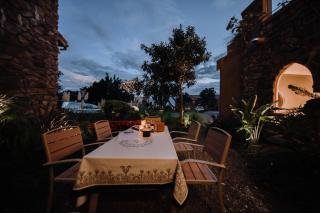 Dali Xingmu Sunset Seaview Villa Erhai Lake Area - Cangshan Mountain and Erhai Sunset Views - Station Pickup and Drop Off Included with Stay - Yunnan Pu'er Tea Tasting - 24 Hour Personal Butler Service - Complimentary Breakfast - 8