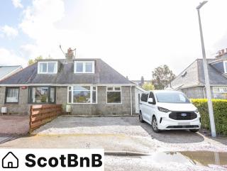 5Bed • Free Van Parking • No LEZ • Long Stay Rates - 9