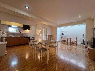 2double beds Within walking distance of the subway, ideal for sightseeing and long-term stays - 6
