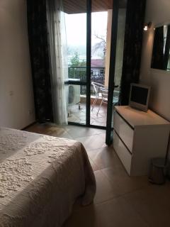 Apartment Sleeps 2 with Pool & Balcony - 4