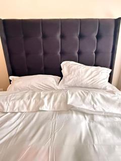 Urban Haven Suites - 1