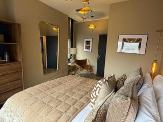 Summer Suite - 3