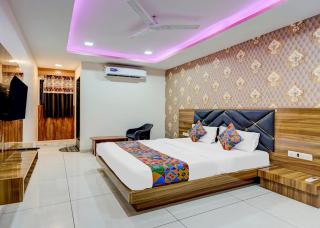 Hotel Lakeview Vadodara - 5