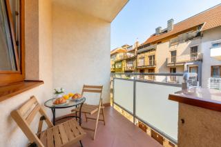 Prime Stay - Modern 2 Bedroom Apartment with Balcony & Parking Included - Budapest - 9