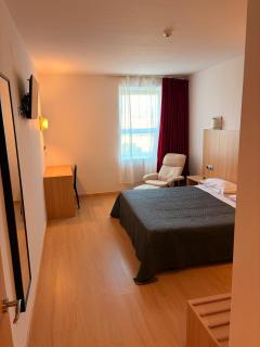 Hotel del Vino - 6